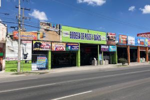 Bodega de Pisos y Baños en San Juan del Río