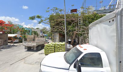 Ferromateriales Santa Santa Cruz en Playa del Carmen