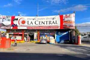 Pisos y Acabados La Central de San Juan del Río en San Juan del Río