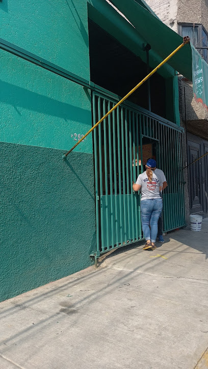 Maderería en Nezahualcóyotl