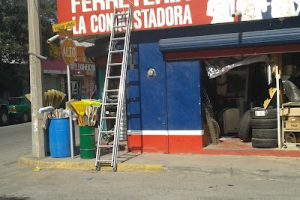 Ferretería y Tlapaleria La Conquistadora en San Nicolás de los Garza