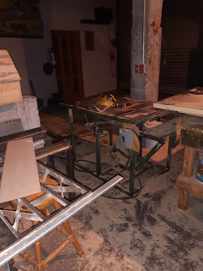 Maderas y Triplay Contreras(Venta y Renta de Madera) en García