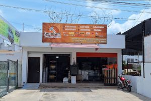 Ferretería Ferrecam Suc Soleares en Manzanillo
