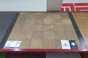 El Gigante de Los Azulejos y Marmoles Papantla en Papantla