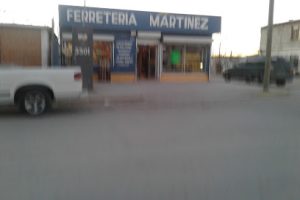 Ferretería Martínez (C. Corregidora) en Acuña